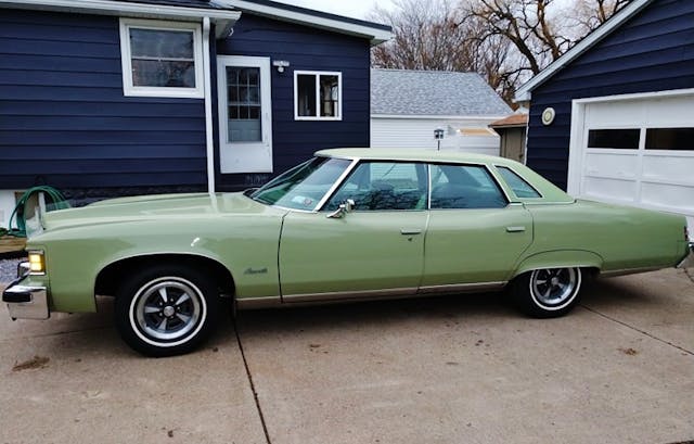 1975 Pontiac Bonneville 03