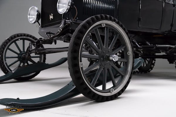 1926 Ford Model T Snowmobile front wheel