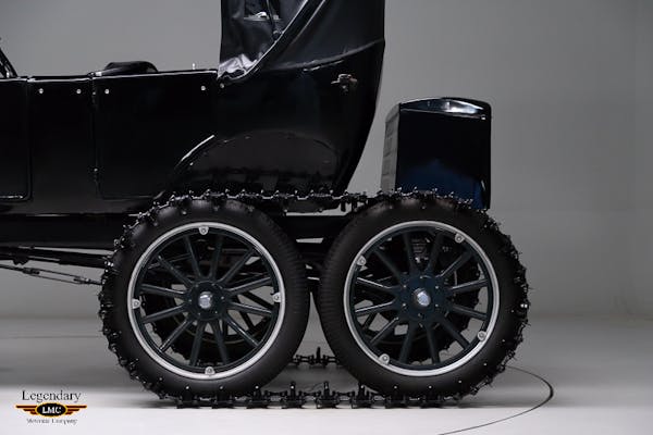 1926 Ford Model T Snowmobile rear tracks