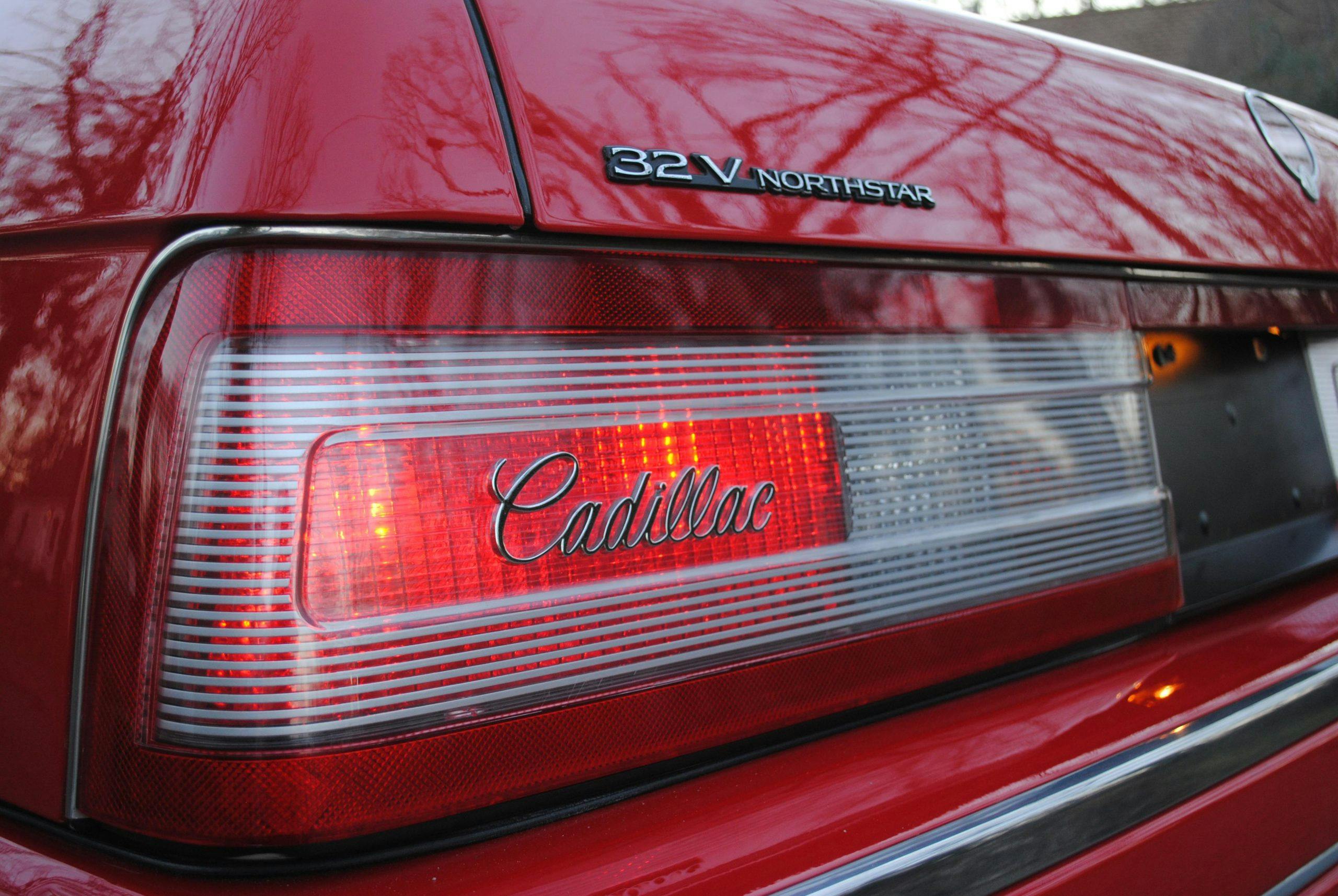 1993 Cadillac Allante taillight