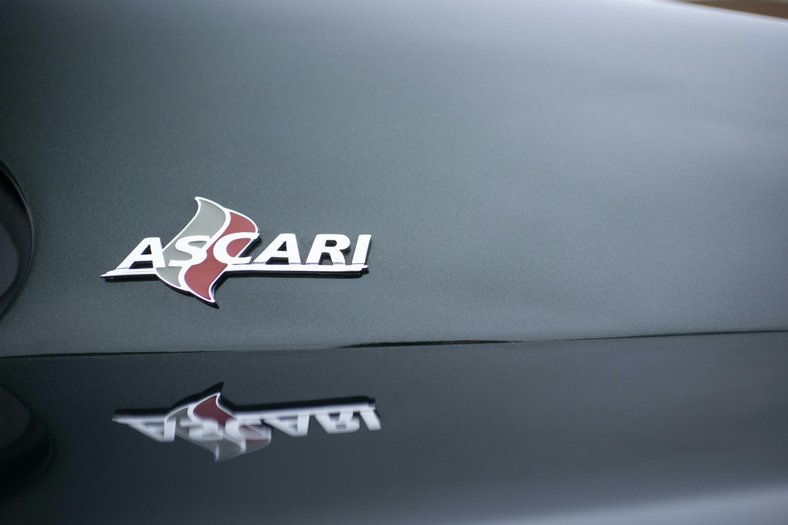 1997 Ascari Ecosse badge detail