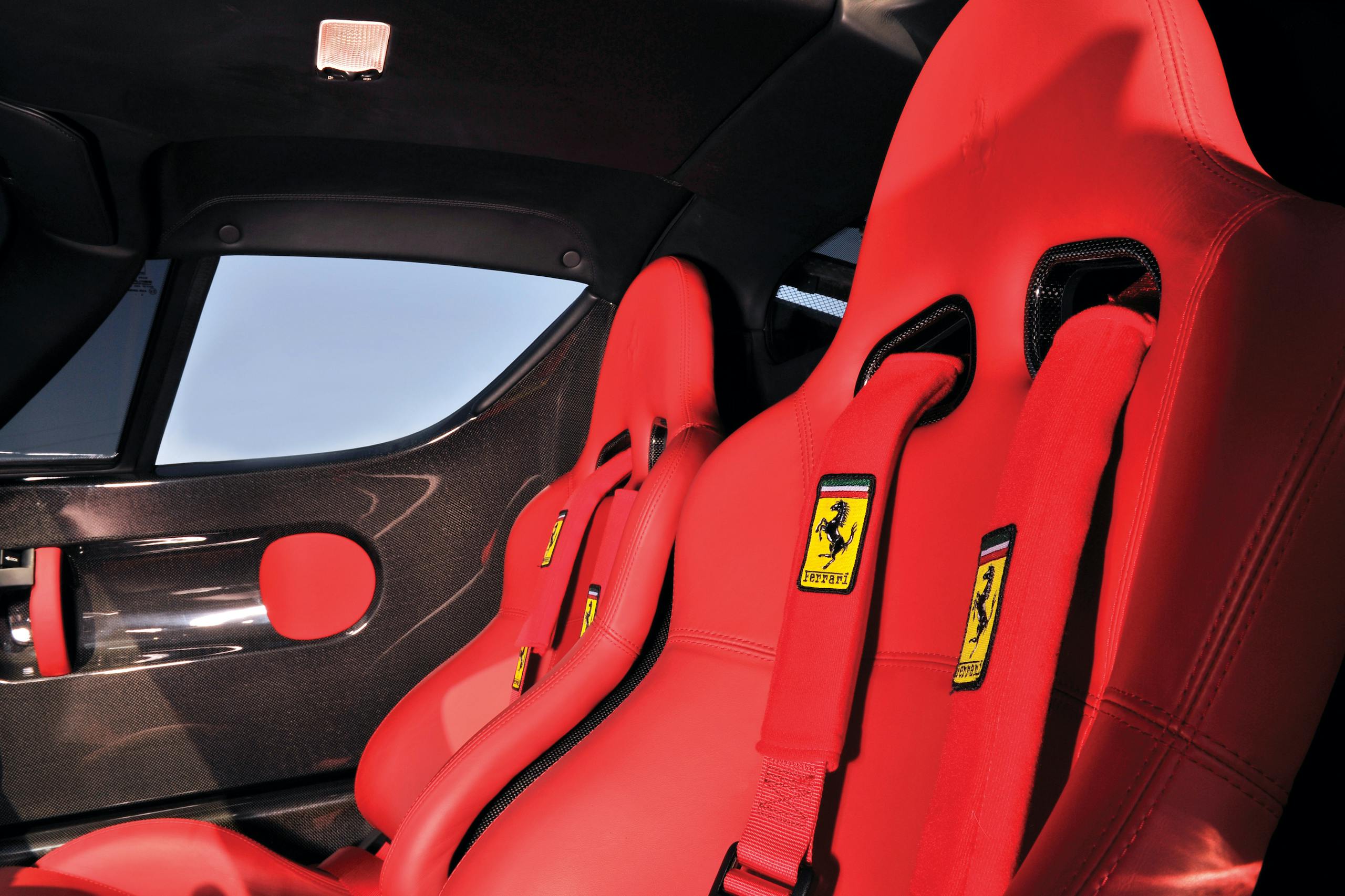 2004 Ferrari Enzo interior seats
