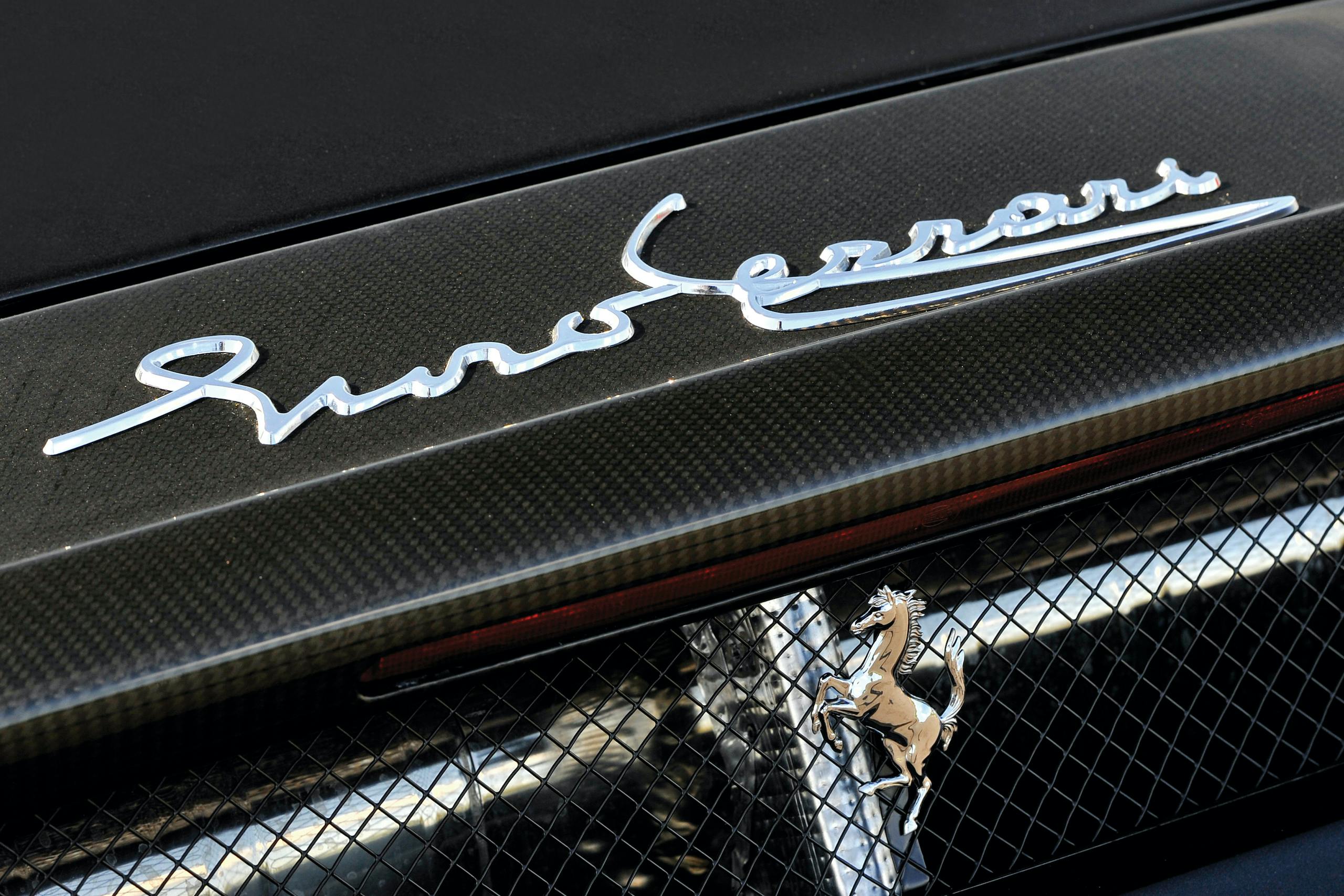 2004 Ferrari Enzo lettering detail