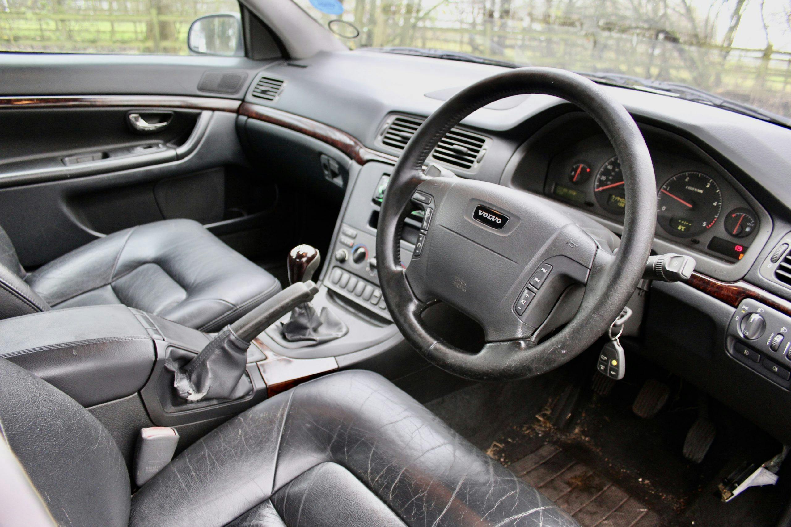 Bargain Cars Volvo S80 interior