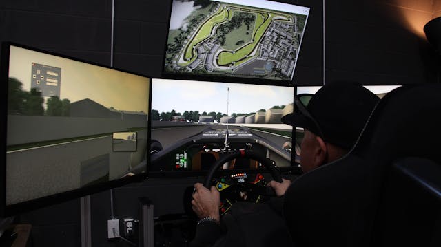 Oro Station racing simulator driving