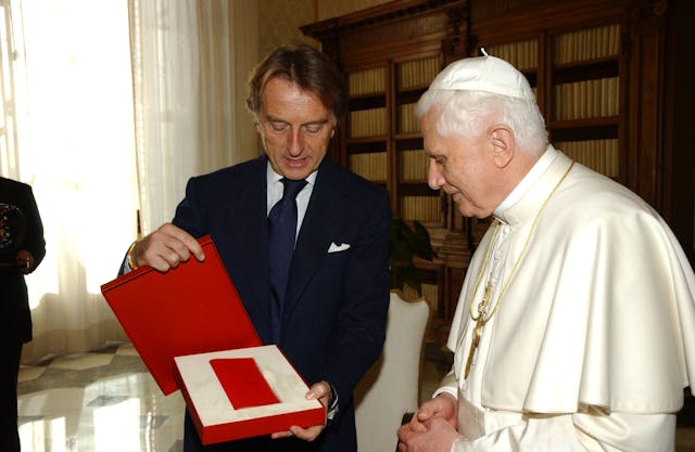 400th Enzo Ferrari Gift to Pope