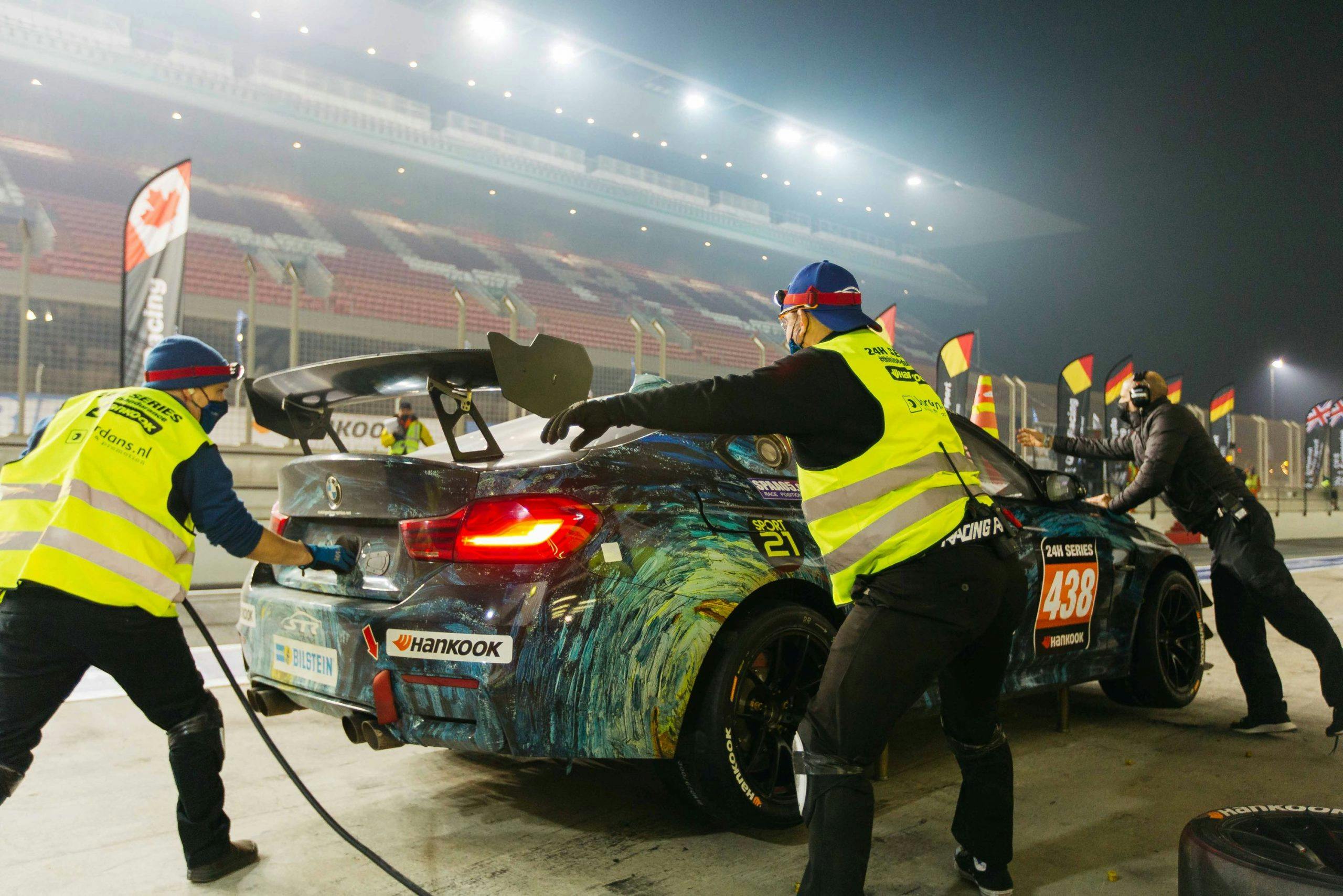 Samantha Tan ST Racing Dubai 24 BMW pit stop