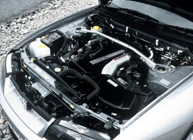 1995 Nissan Skyline R33 V-Spec engine