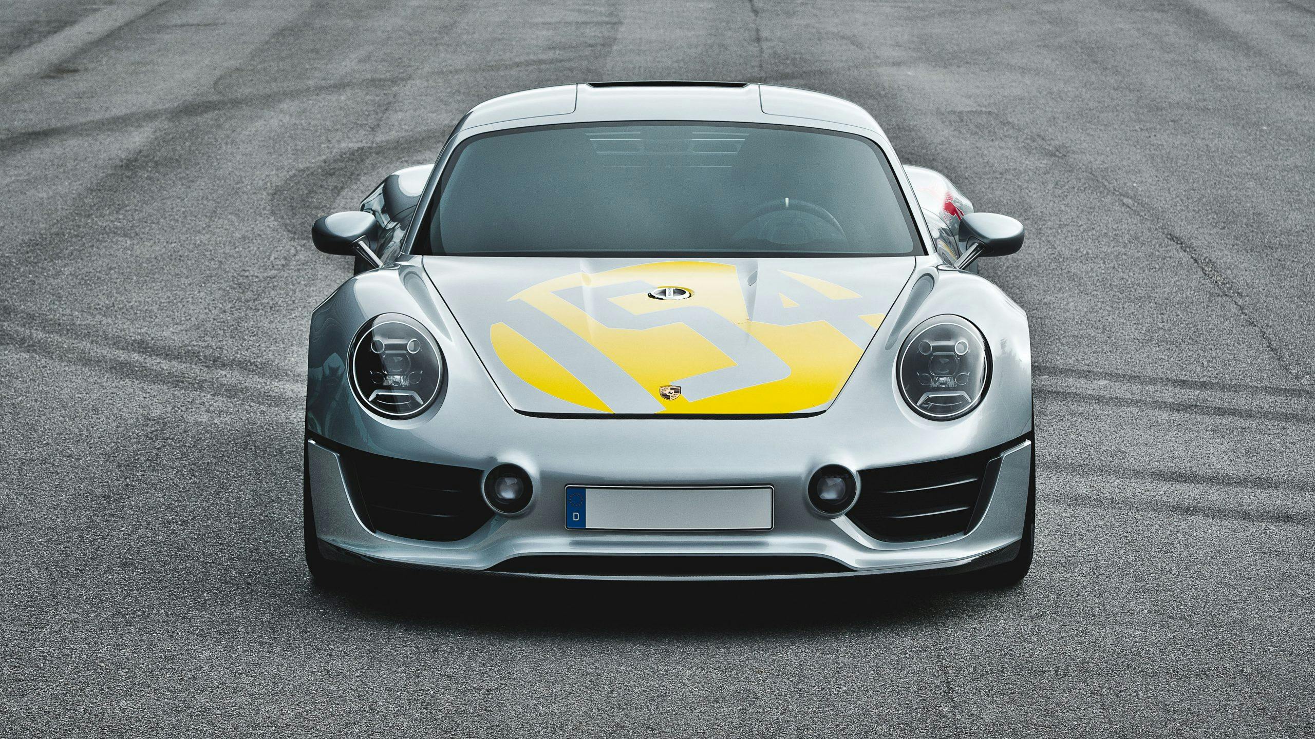 Porsche Le Mans Living Legend concept front