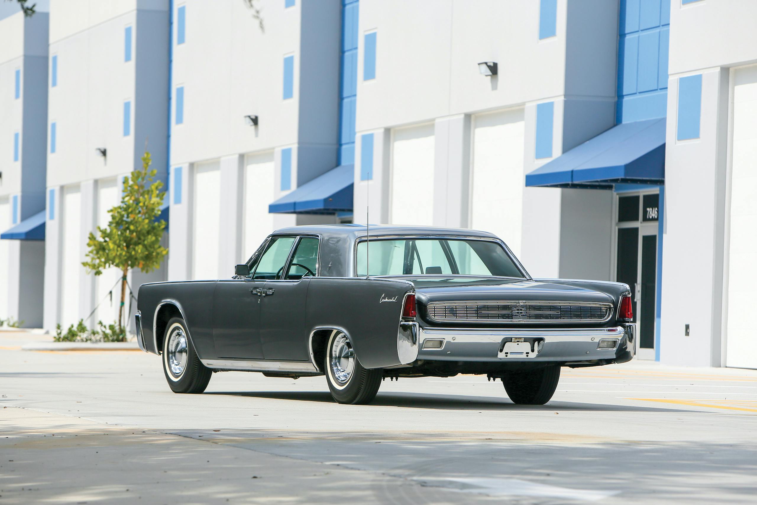 1962 Lincoln Continental rear three-quarter
