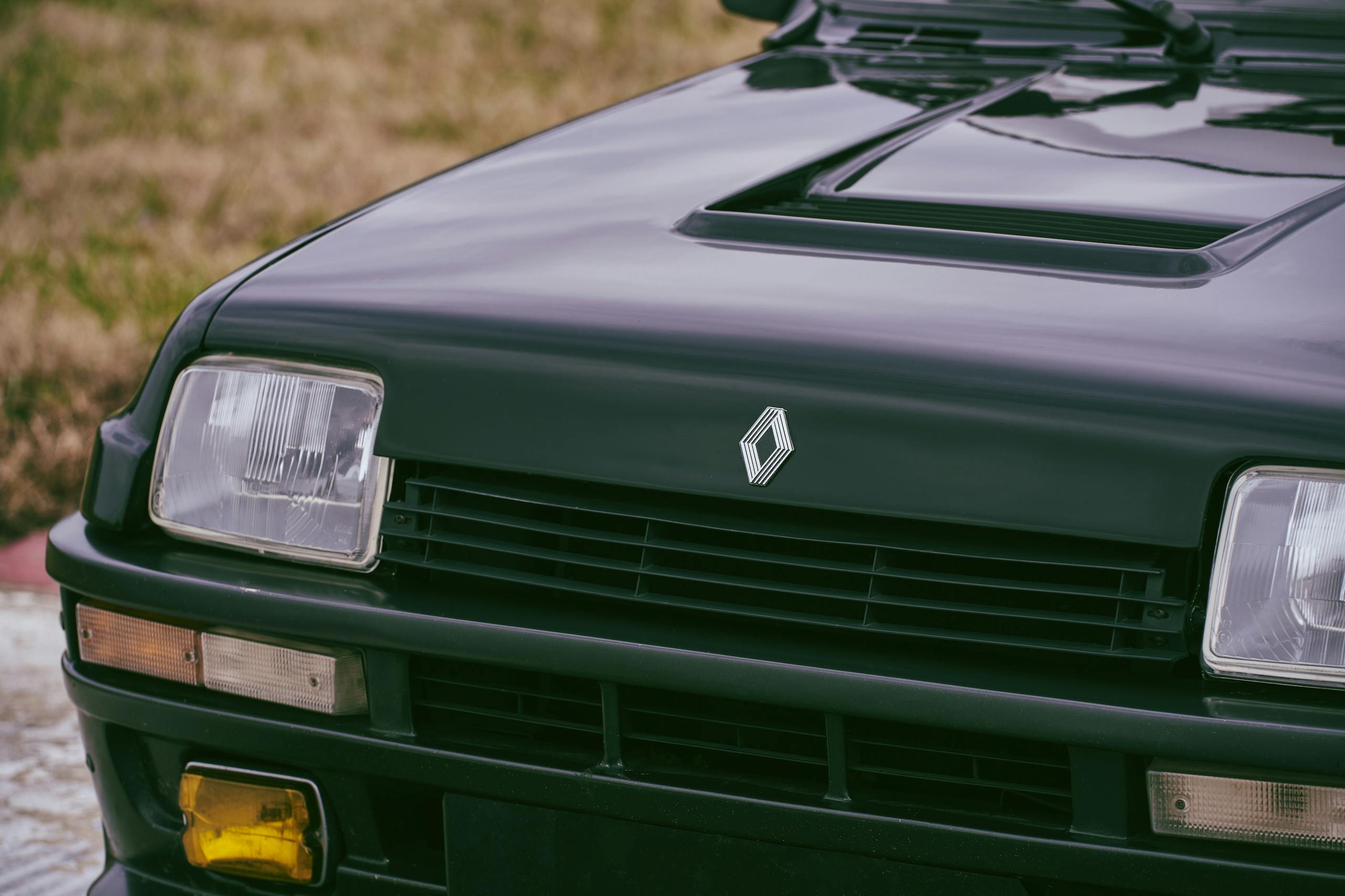 1985 Renault R5 Turbo 2 front detail