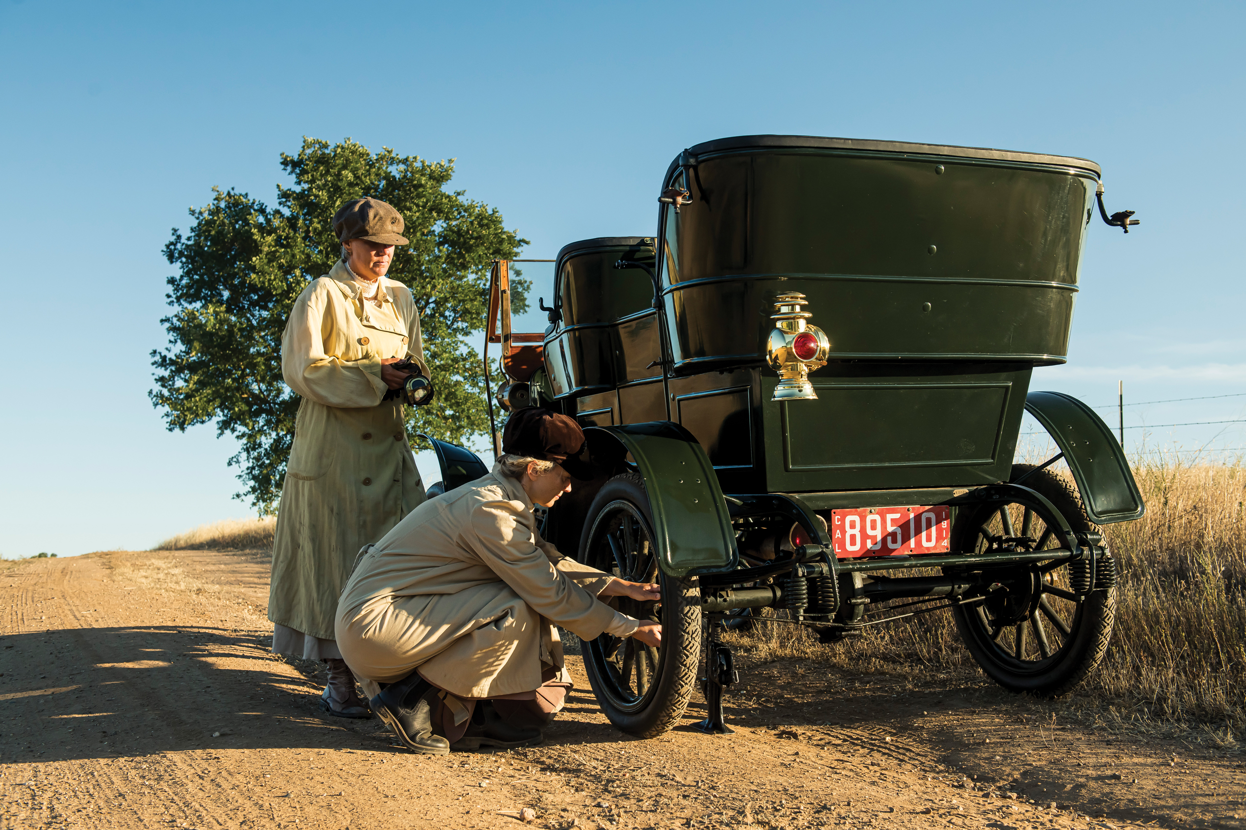 Alice in Yonder Land: In 1909, Alice Ramsey became the first woman