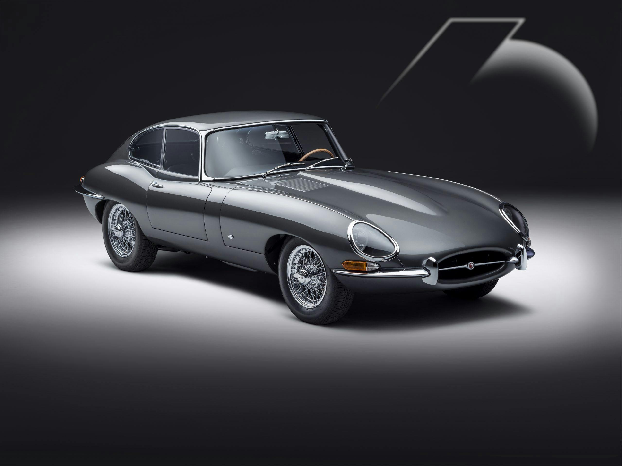 E-type 60 Edition Coupe_front3q