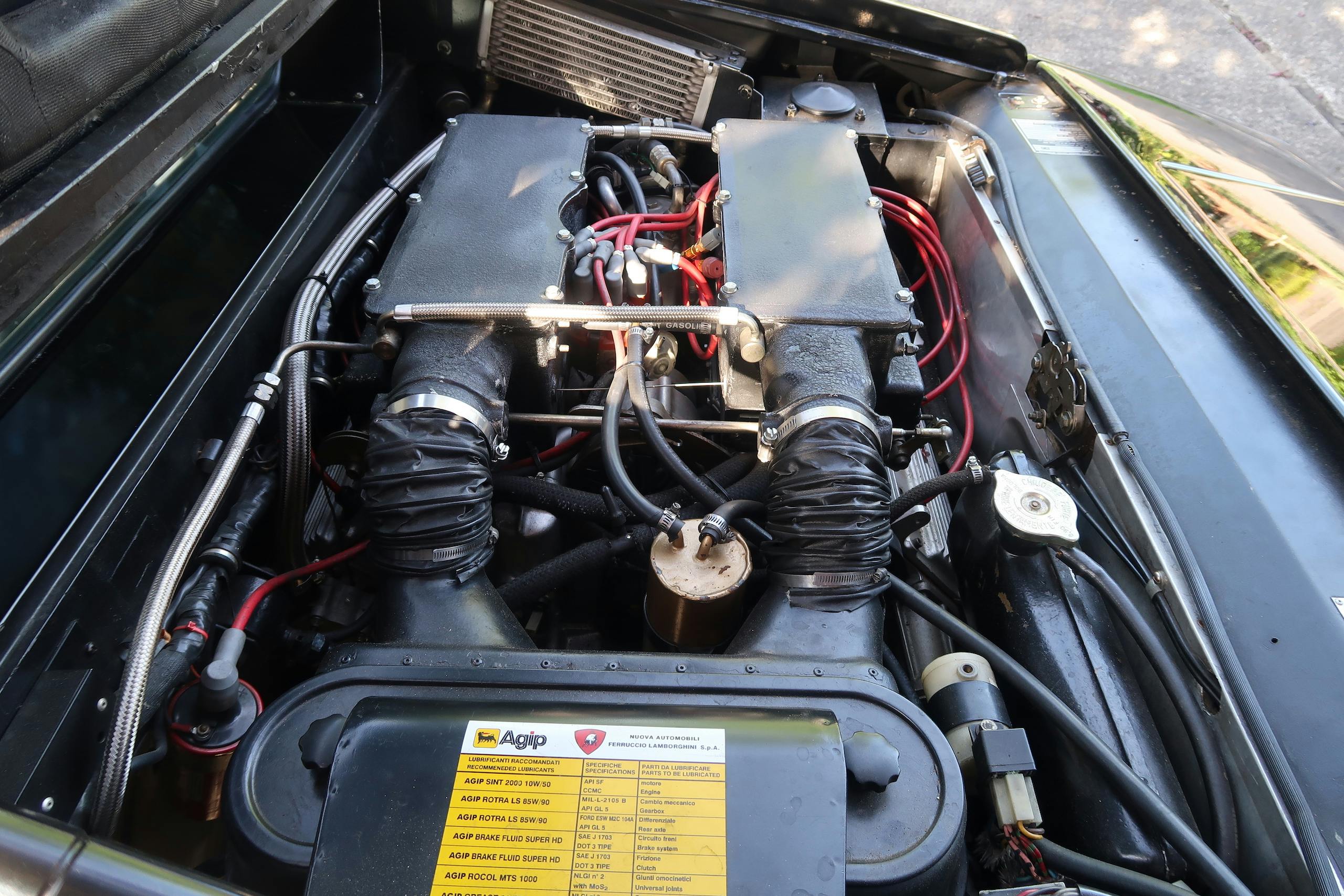 1986 Lamborghini Jalpa engine