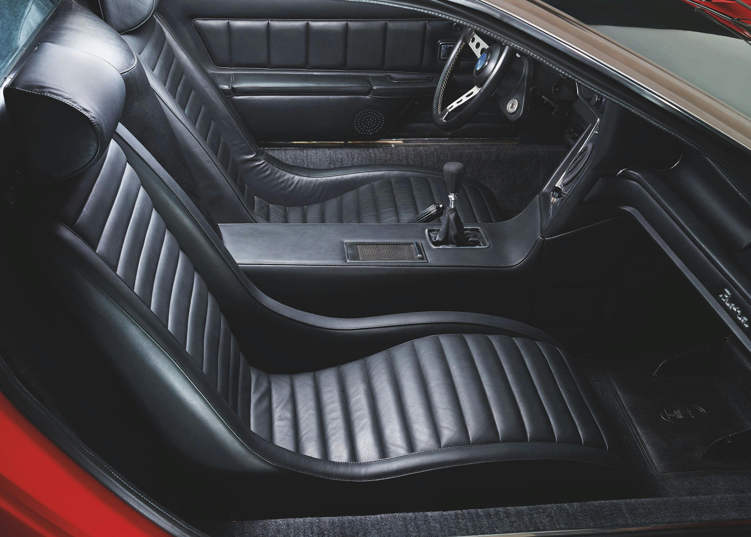 Maserati Bora interior passenger side