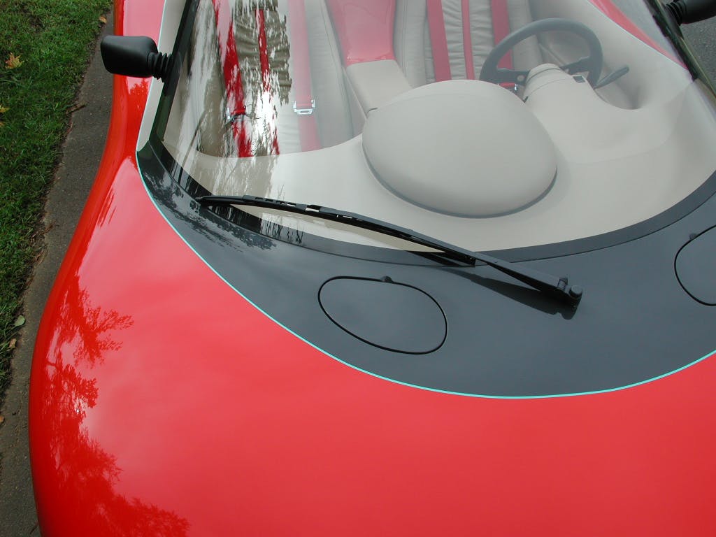 Piontek car windshield hood close