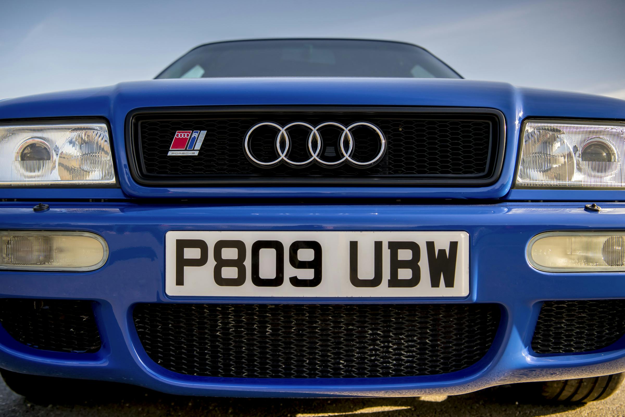 Audi RS2 front