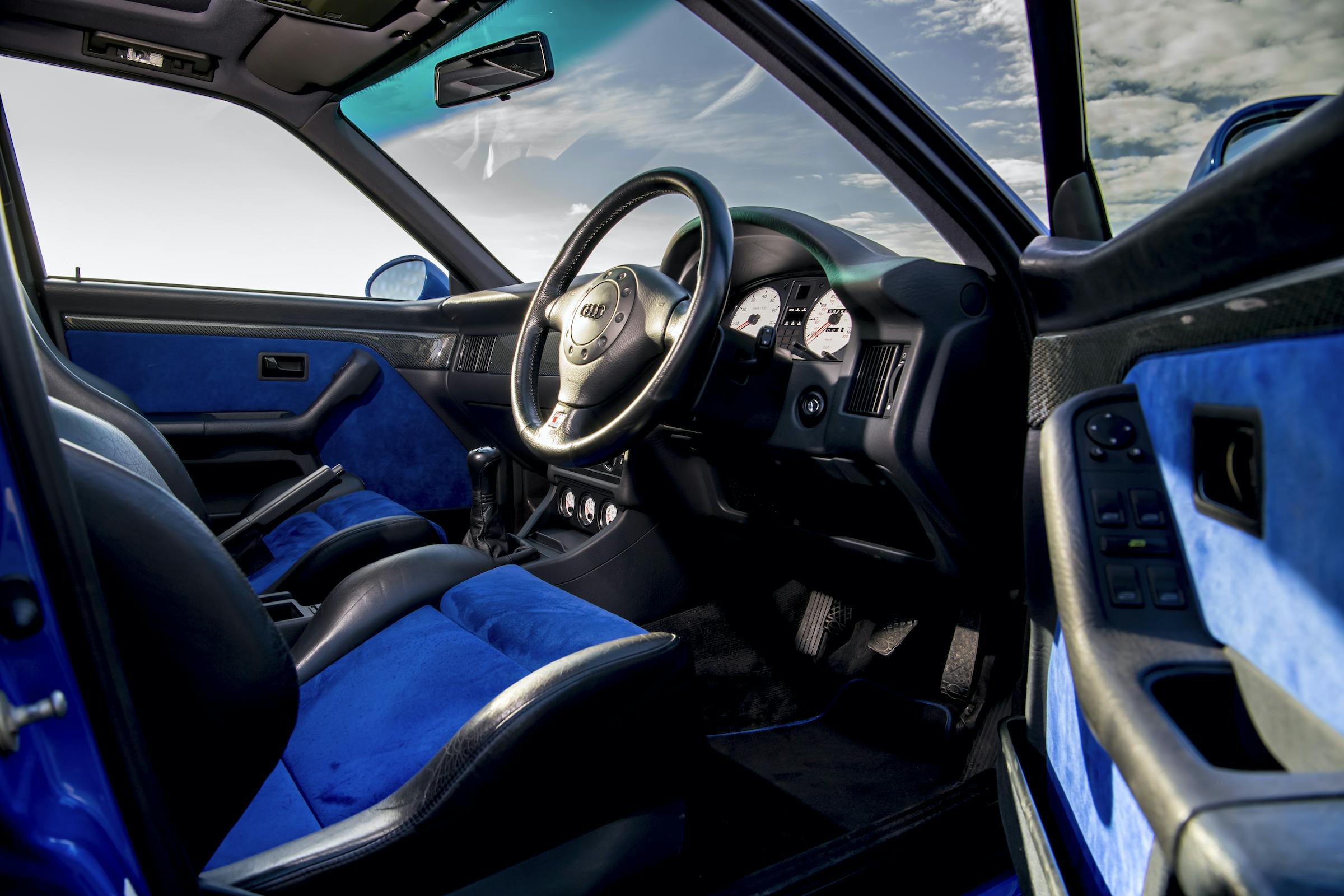 Audi RS2 interior driver entry