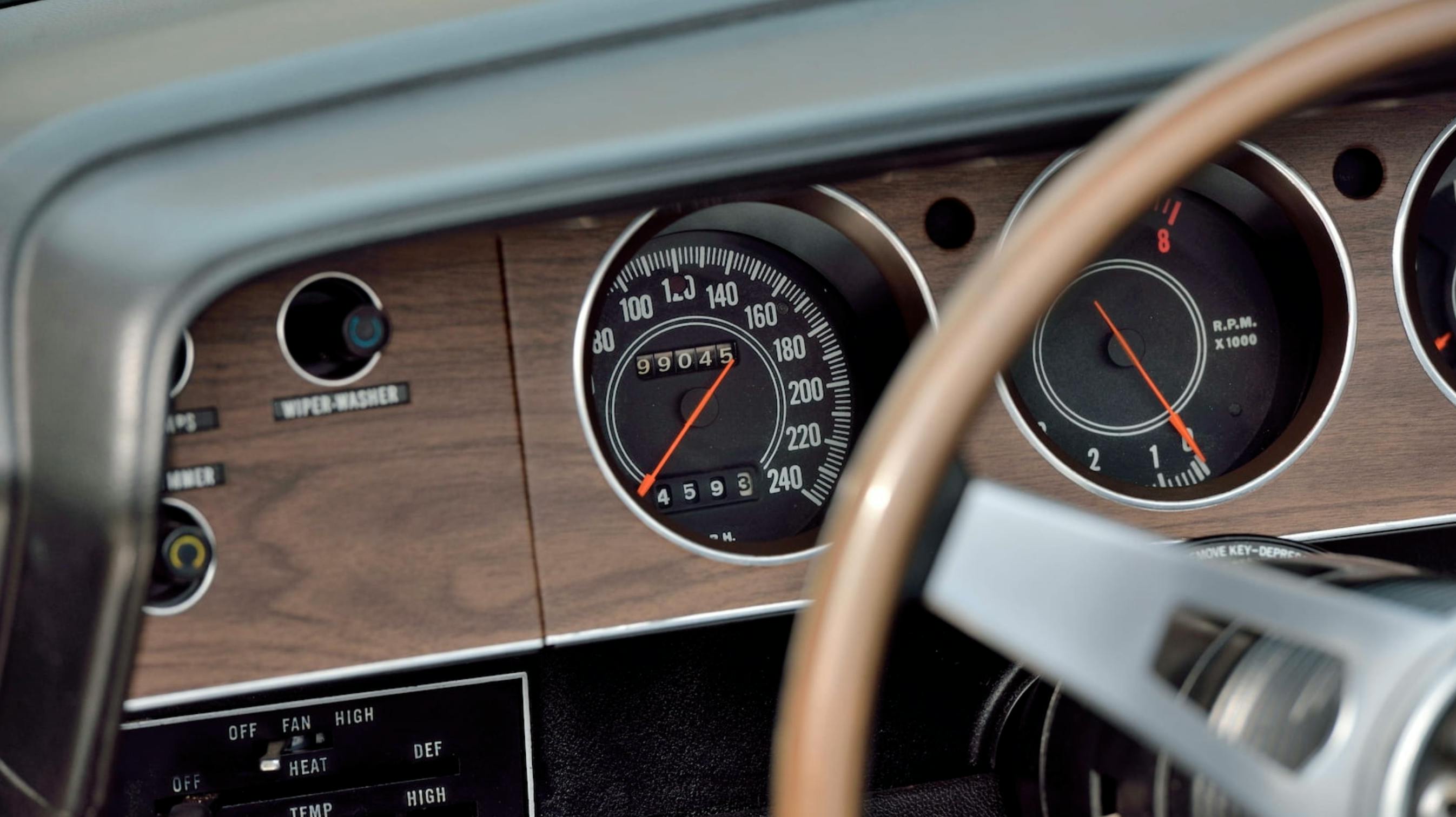 1971 Plymouth Hemi Cuda Convertible export speedometer