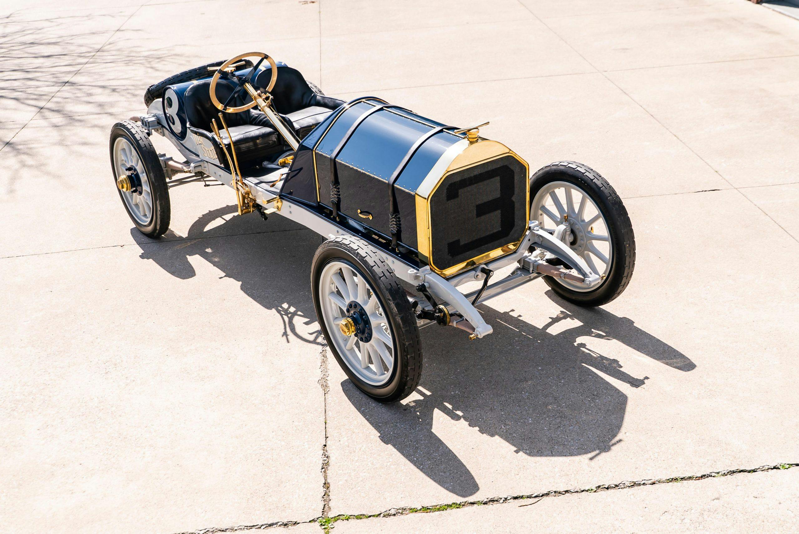 1911 Inter-State Fifty Bulldog Indianapolis Recreation front three-quarter