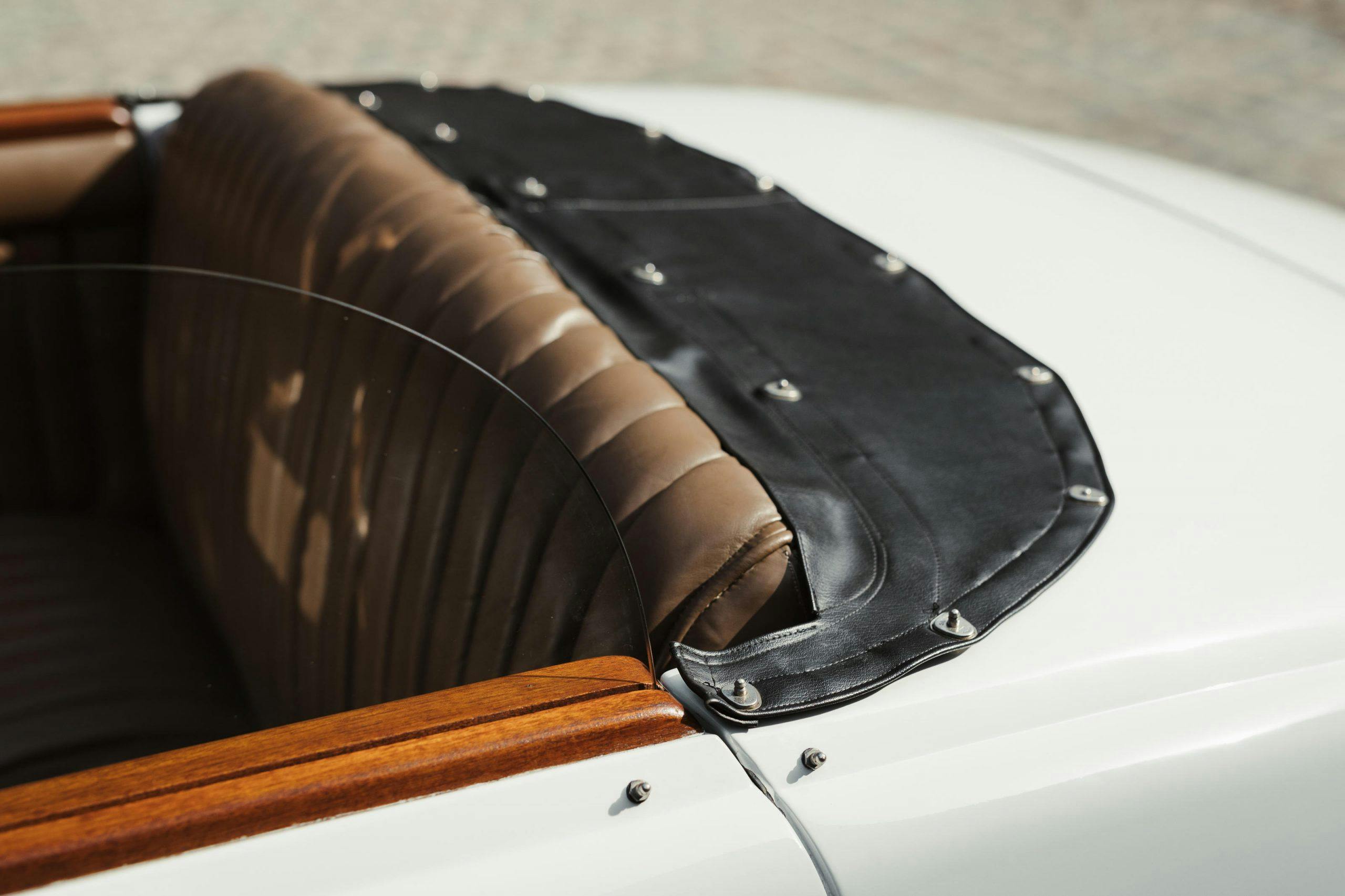 1949 Georges IRAT Sports two-seater rear seat and cover