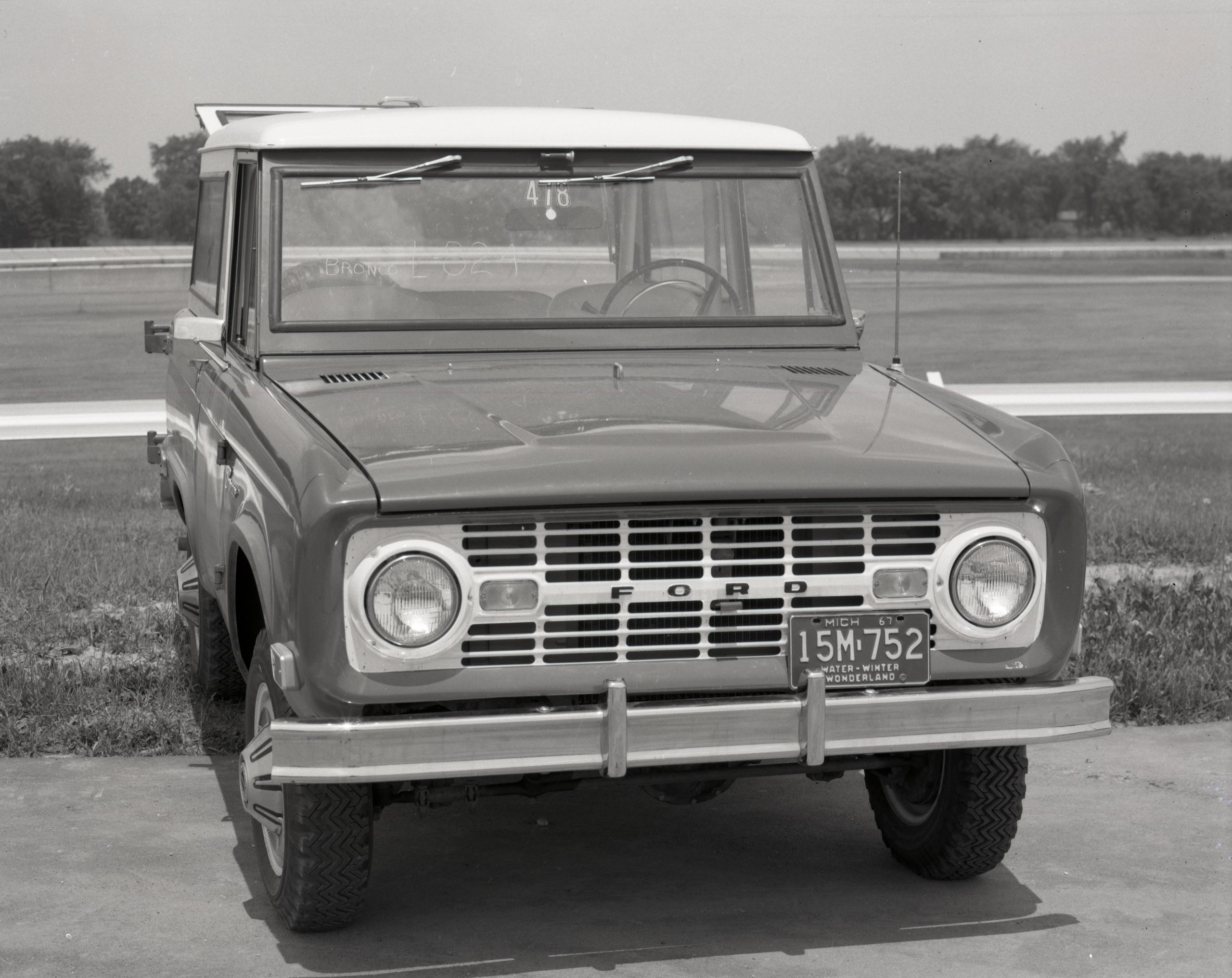 Your Handy 1966–77 Ford Bronco Buyer's Guide - Hagerty Media