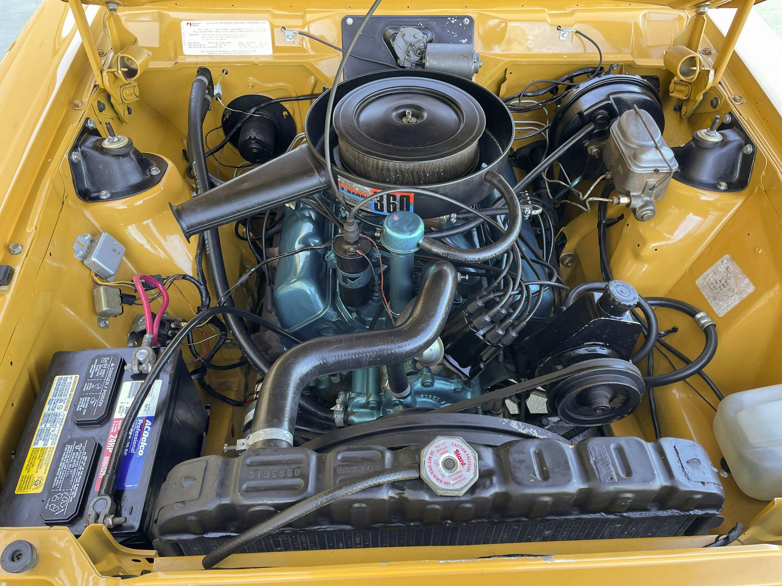 1971-AMC-Hornet-SC engine