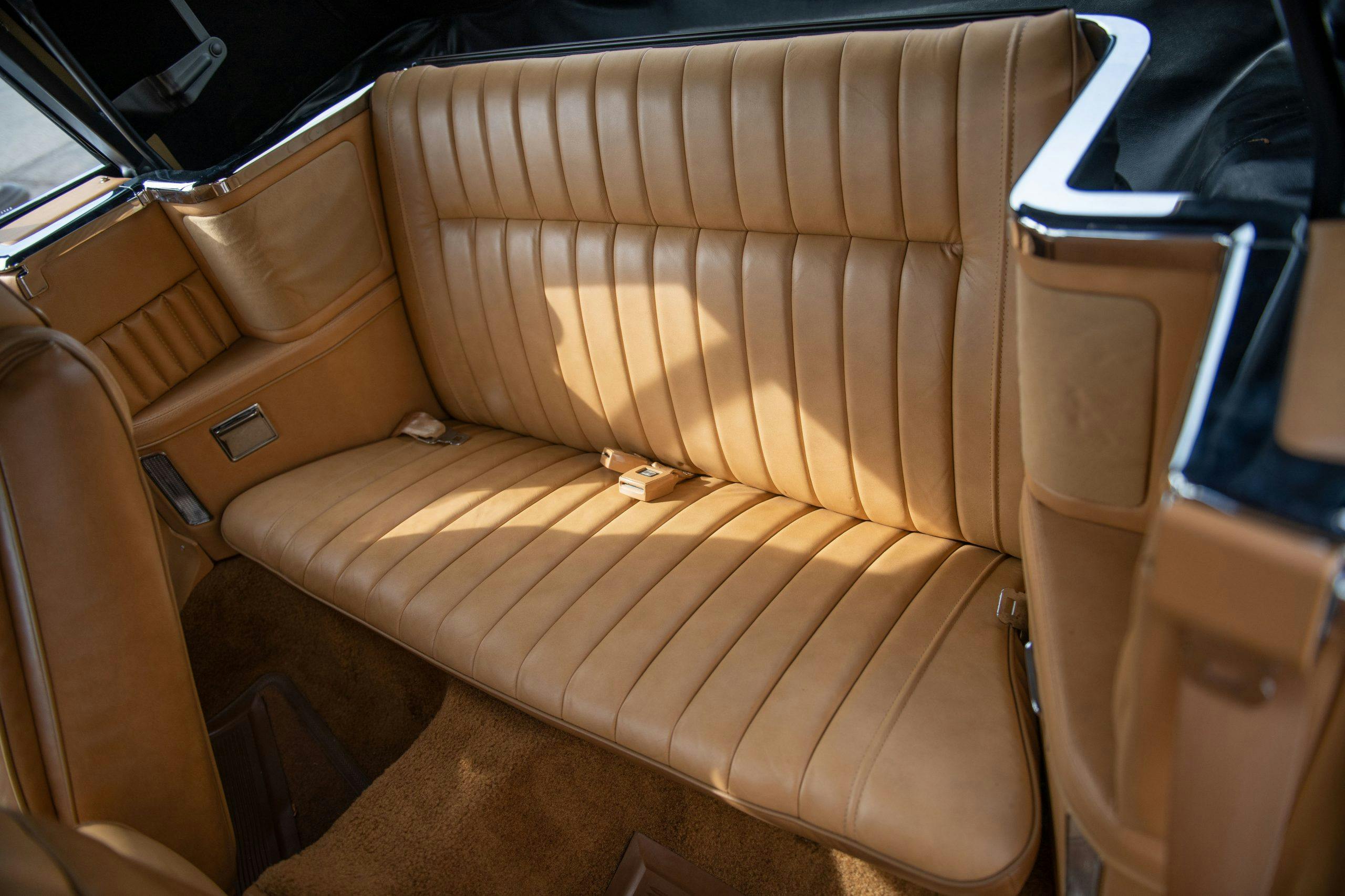 1985-Chrysler-LeBaron interior rear seat