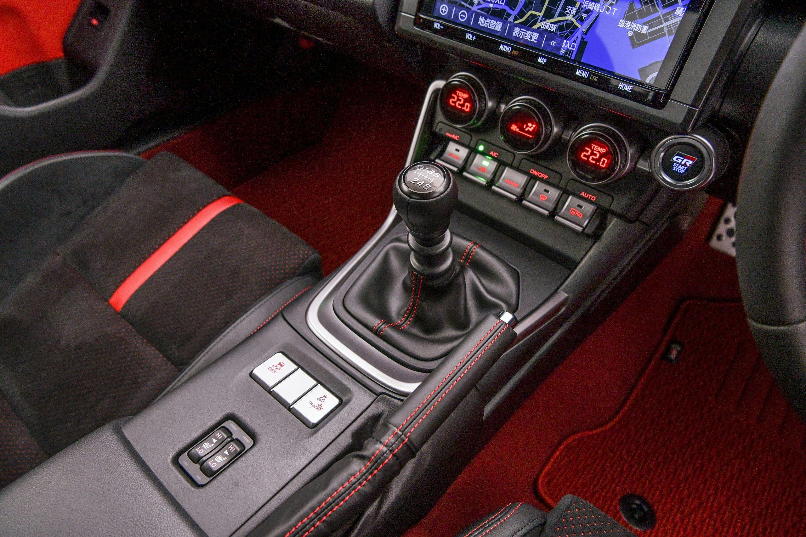 Toyota 2022 GR 86 manual transmission console