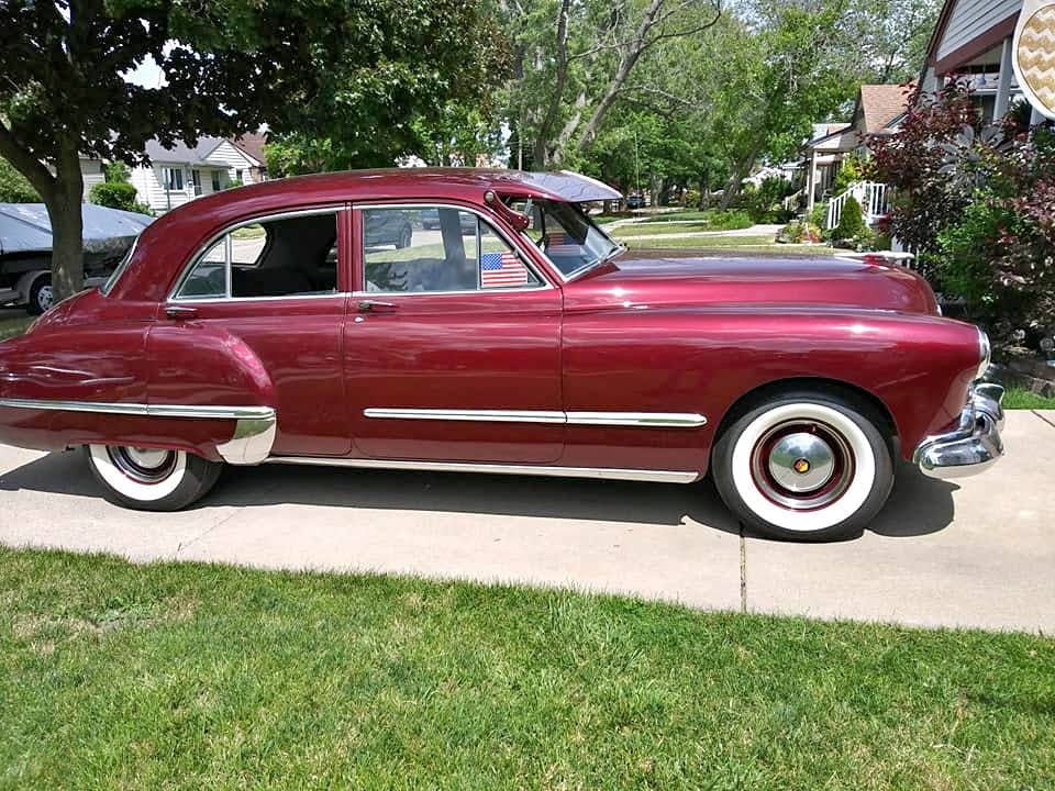 1948 Oldsmobile side profile