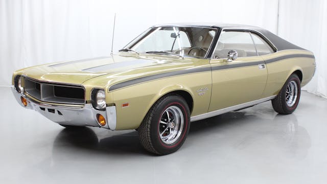 1968 AMC Javelin SST_R33 front three-quarter