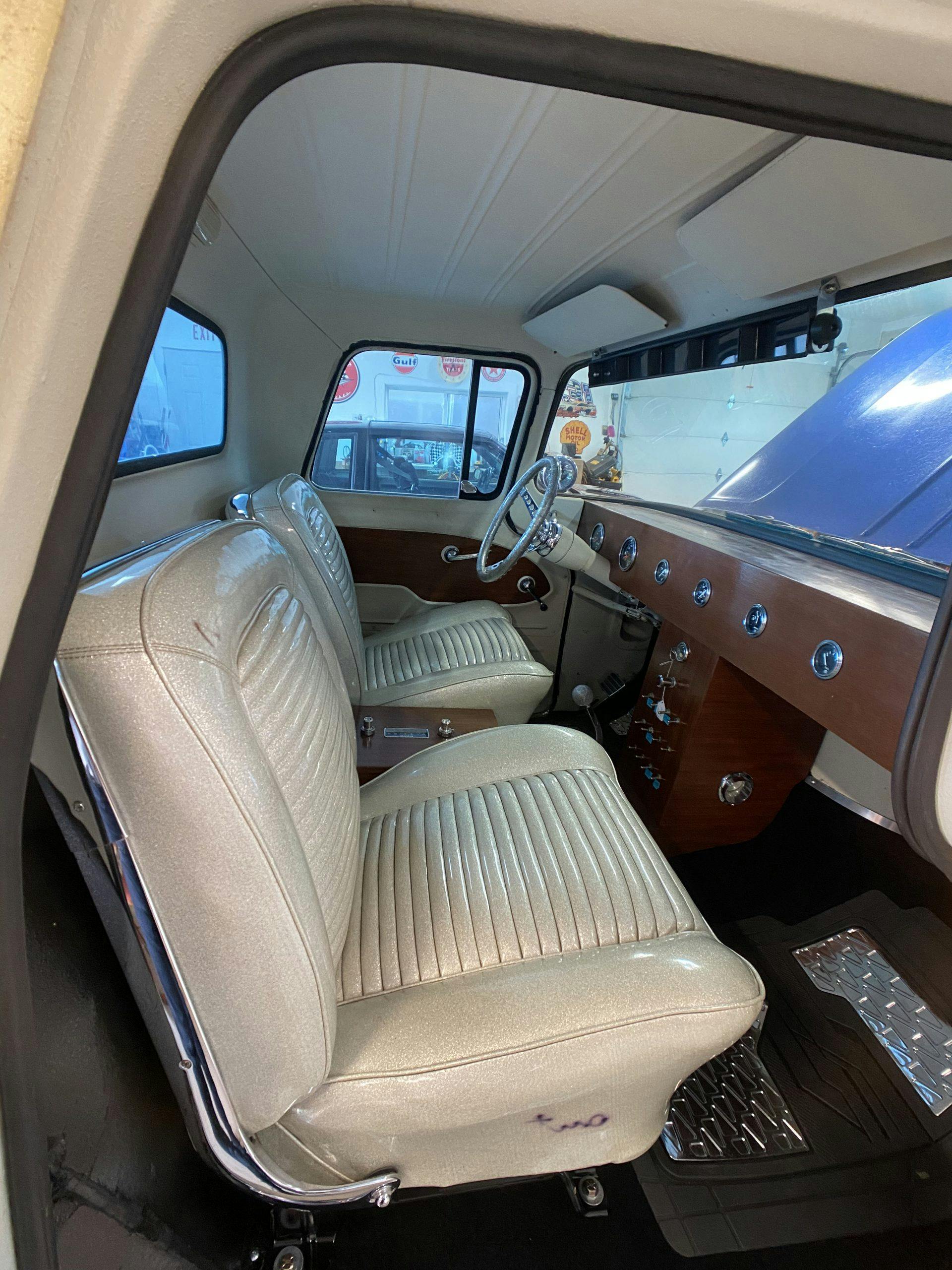 Canada Cannonball 1963 GMC show truck interior