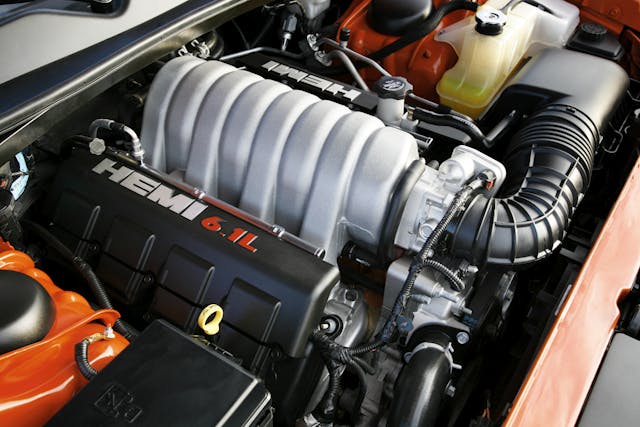 2008 Dodge Challenger SRT8 6.1 hemi v-8