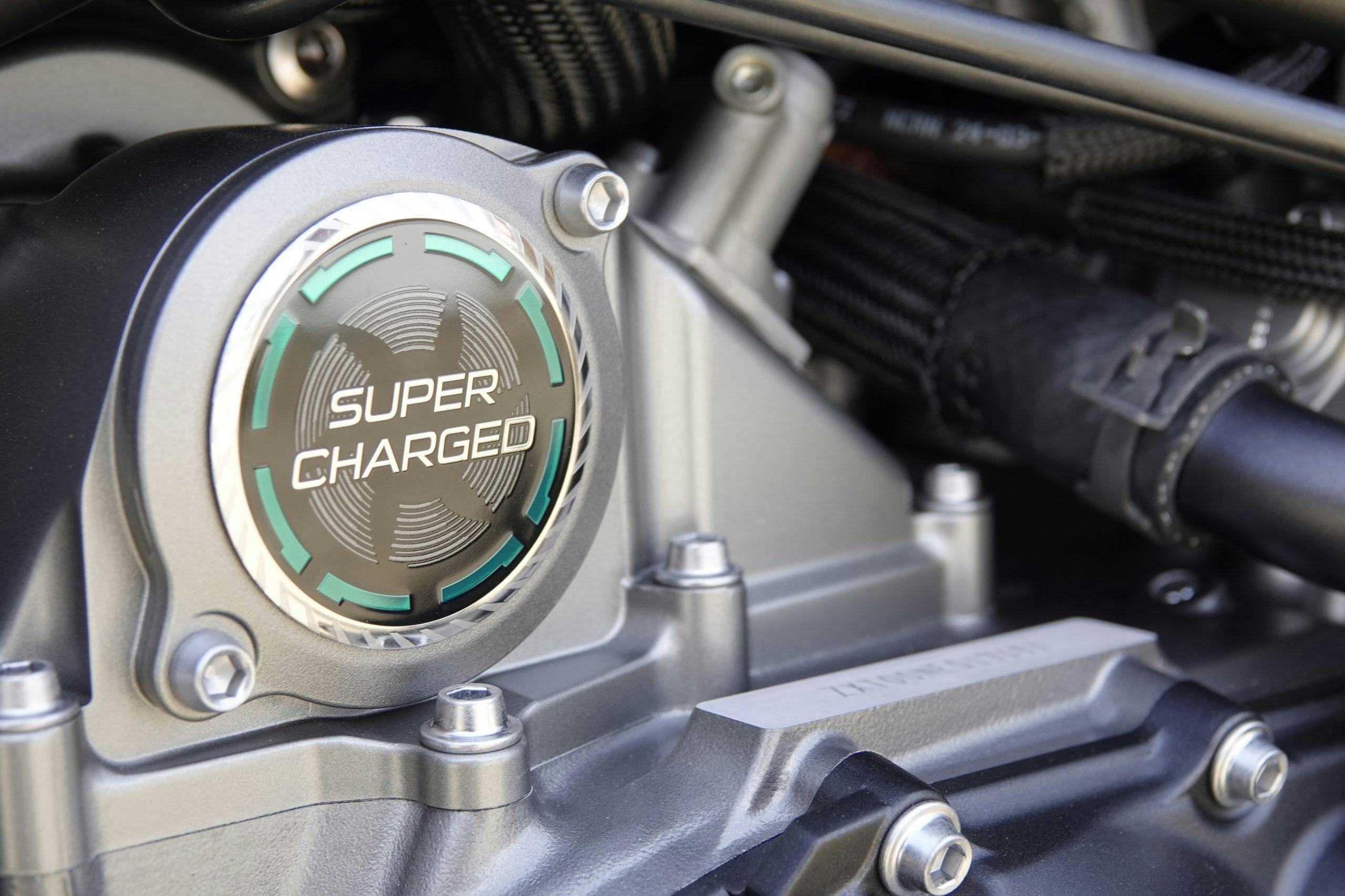 2021 Kawasaki H2 SX-SE super charged detail