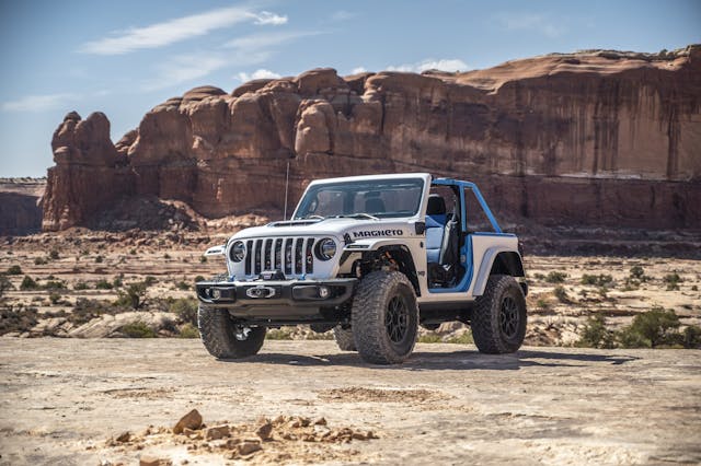 Magneto Jeep front three-quarter moab