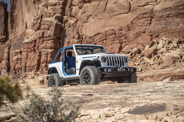 Magneto Jeep front three-quarter moab