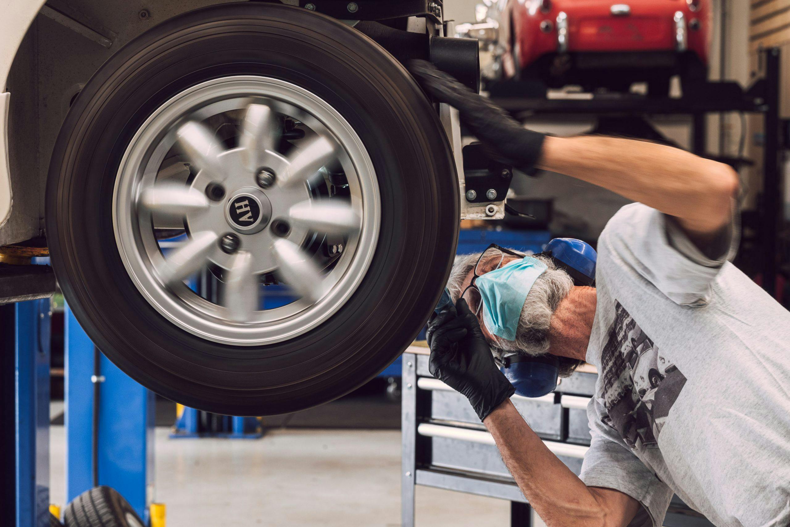 Bugeye Guy wheel and tire inspection
