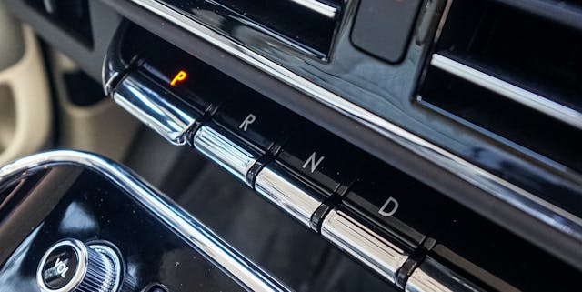 2021 Lincoln Navigator 4×4 Black Label drive modes detail