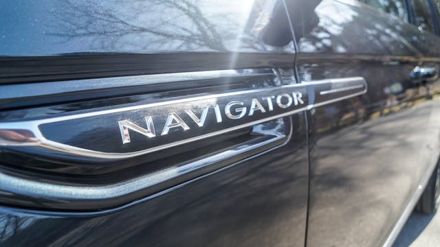 2021 Lincoln Navigator 4×4 Black Label side badge