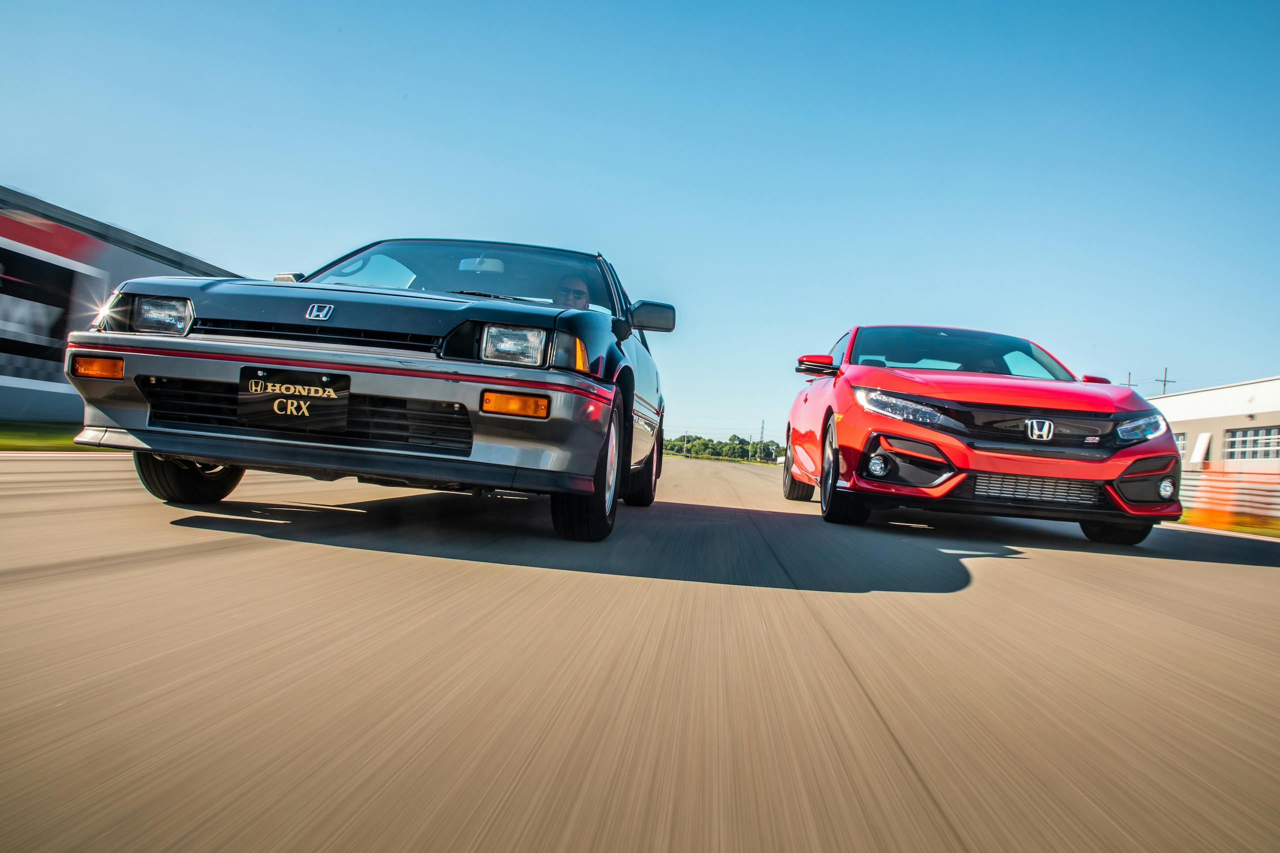1985 CRX Si and 2020 Civic Si track action