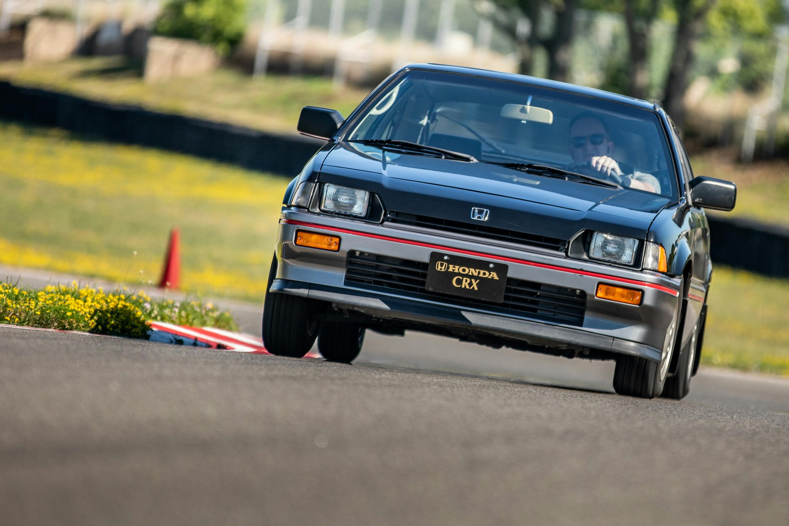 1985 CRX Si front track action