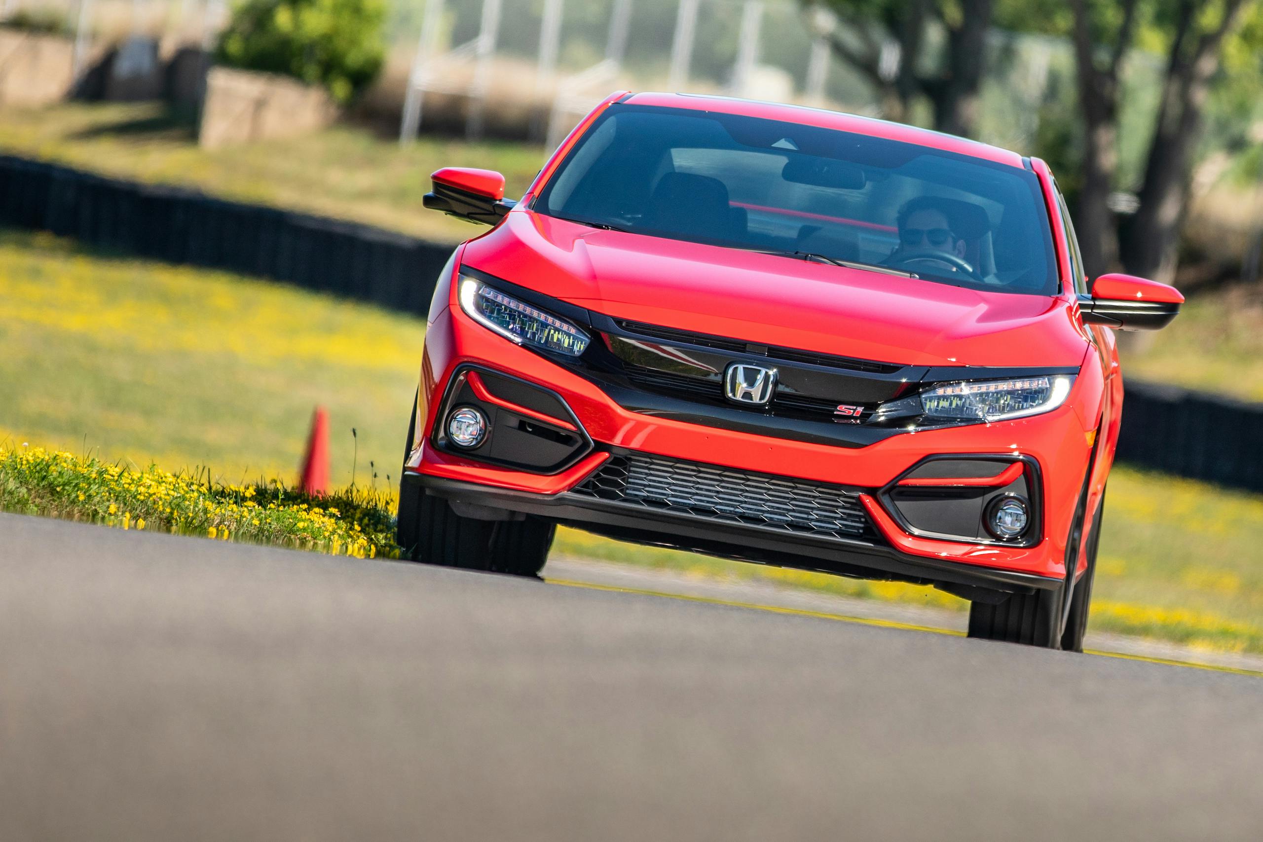 2020 Civic Si front track action