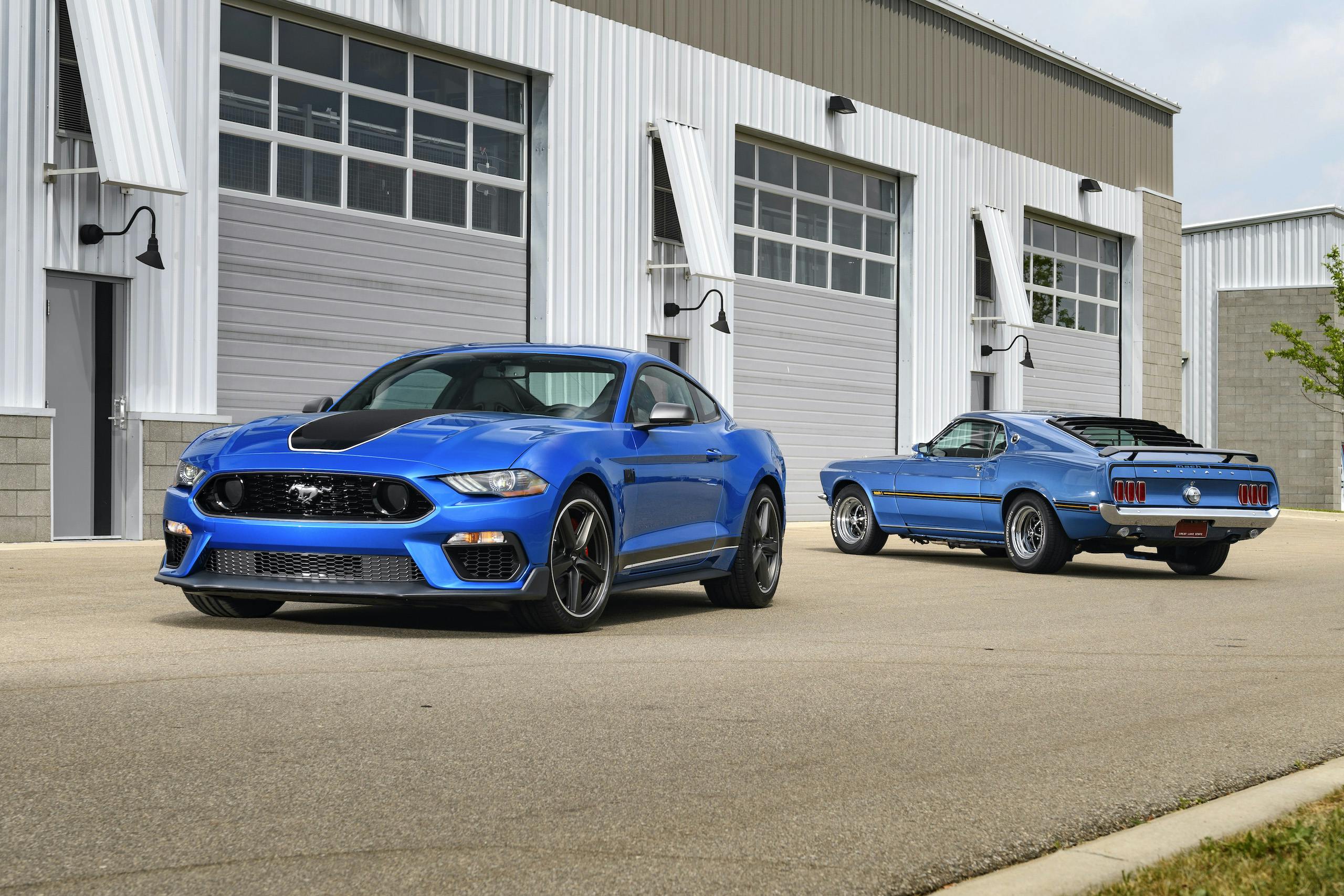 2021 Mustang Mach 1 blue front three-quarter with classic