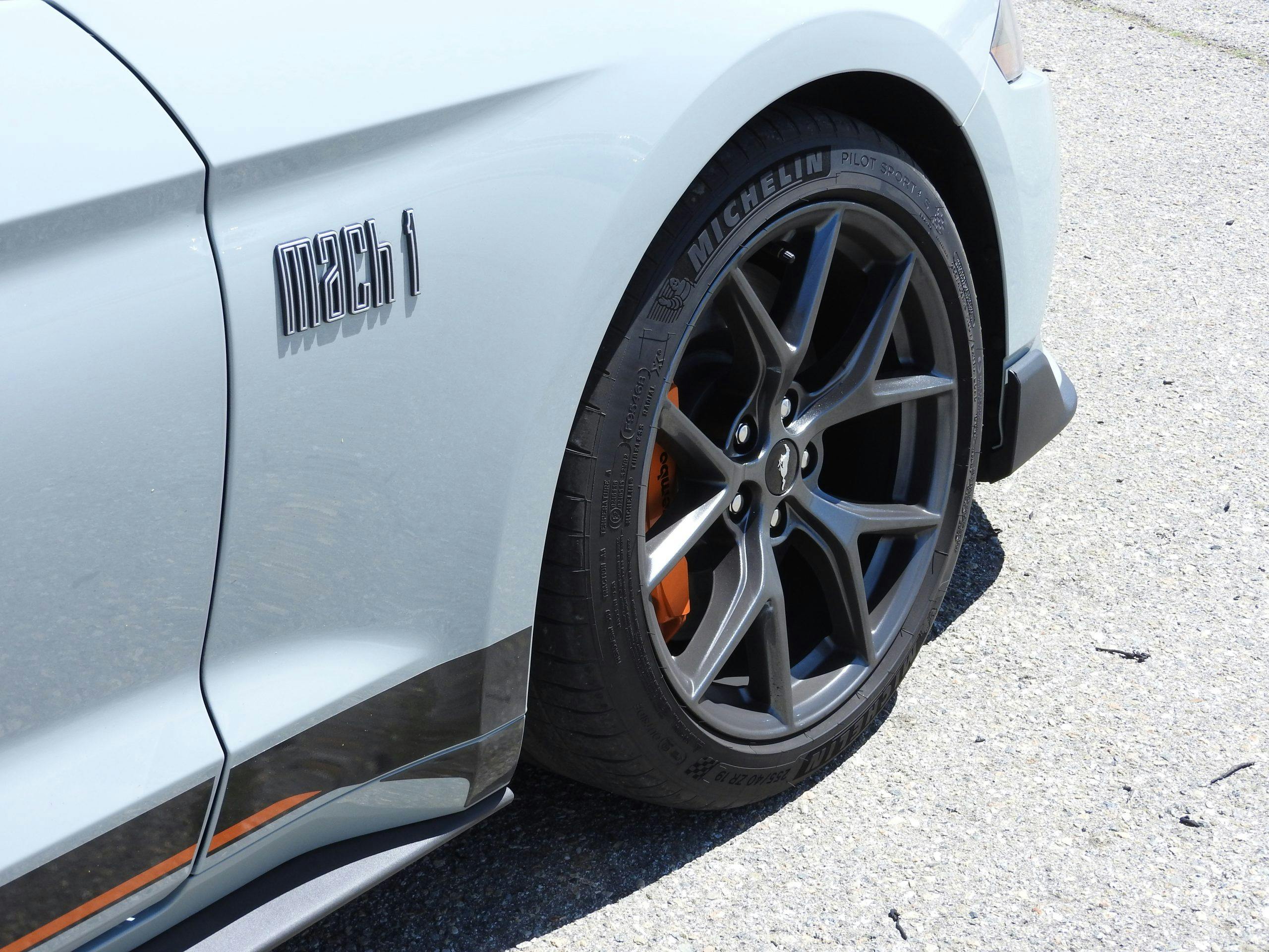 New Mustang Mach 1 front wheel quarter panel