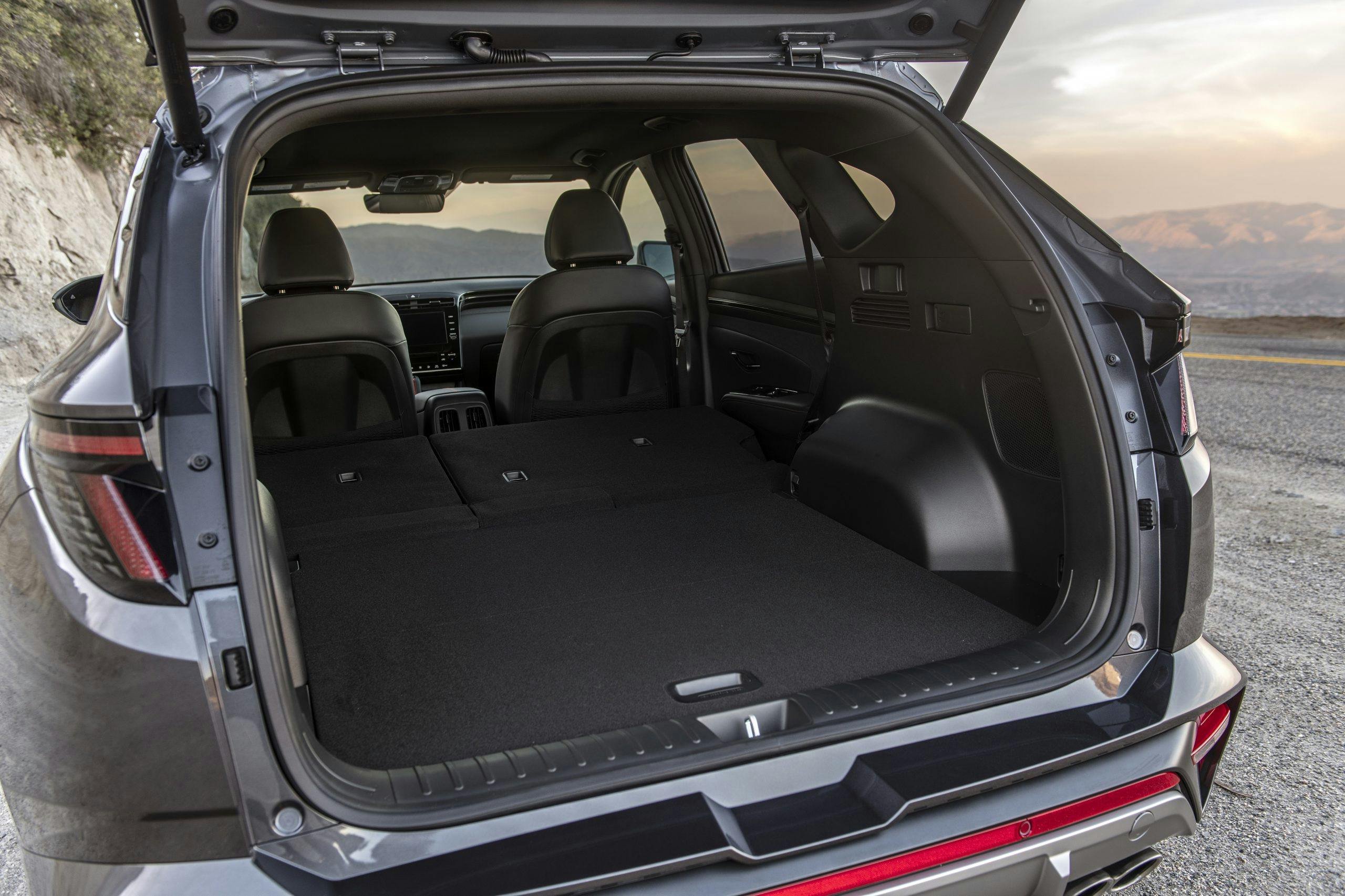 2022 Hyundai Tucson trunk