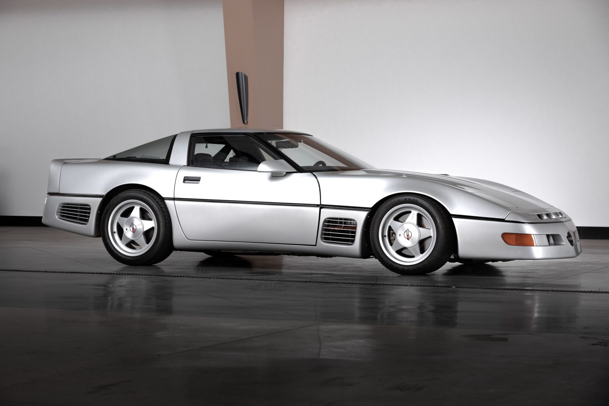 Sledgehammer: When Callaway built a 255-mph C4 Corvette, the world took ...