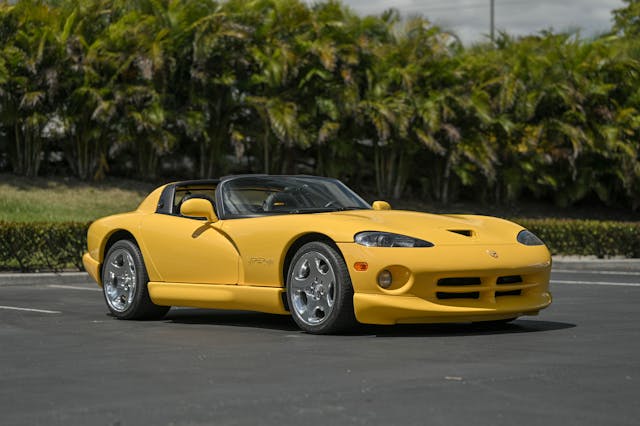 Dodge Viper front three-quarter