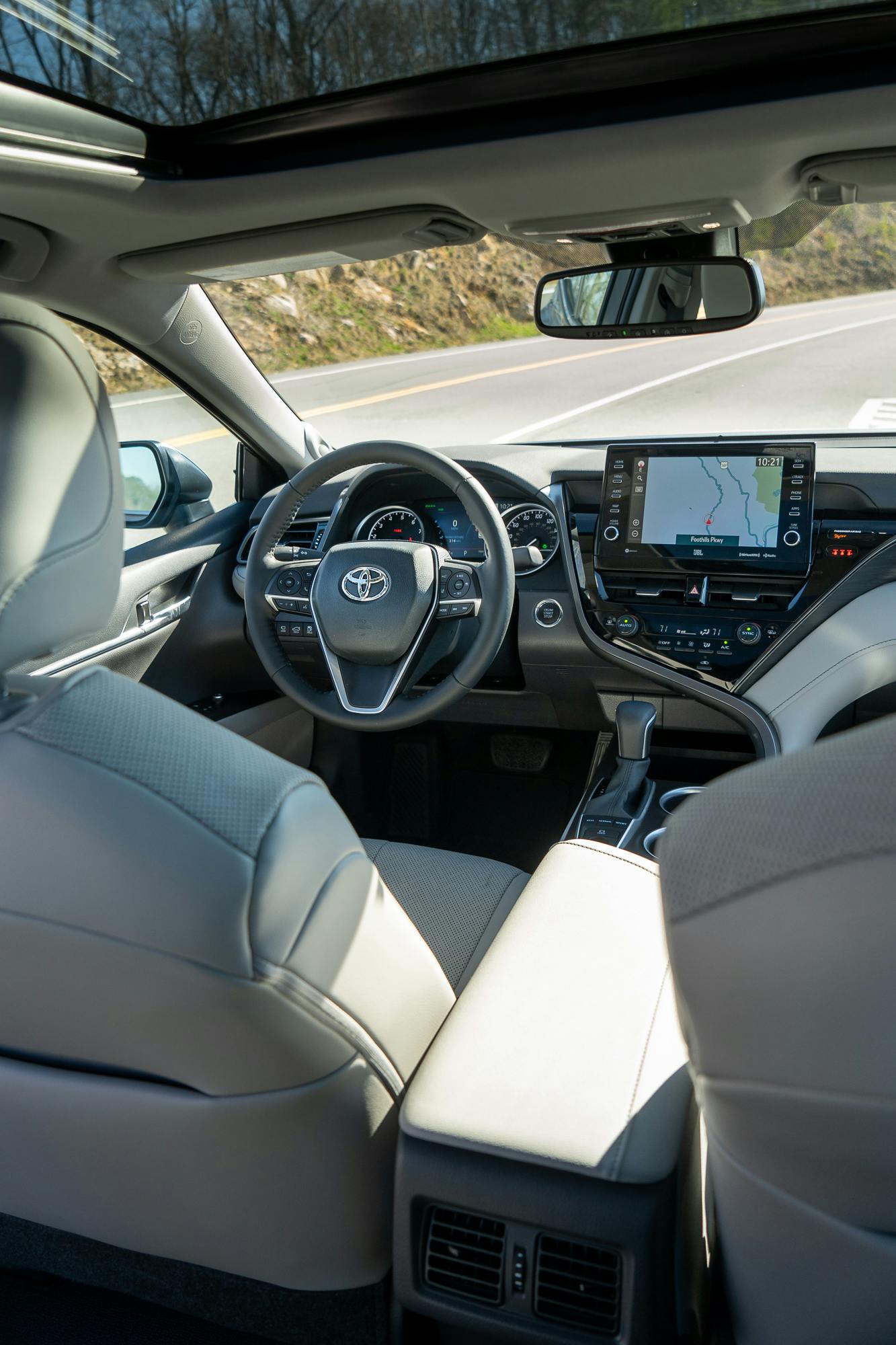 2021 Toyota Camry XLE AWD interior front