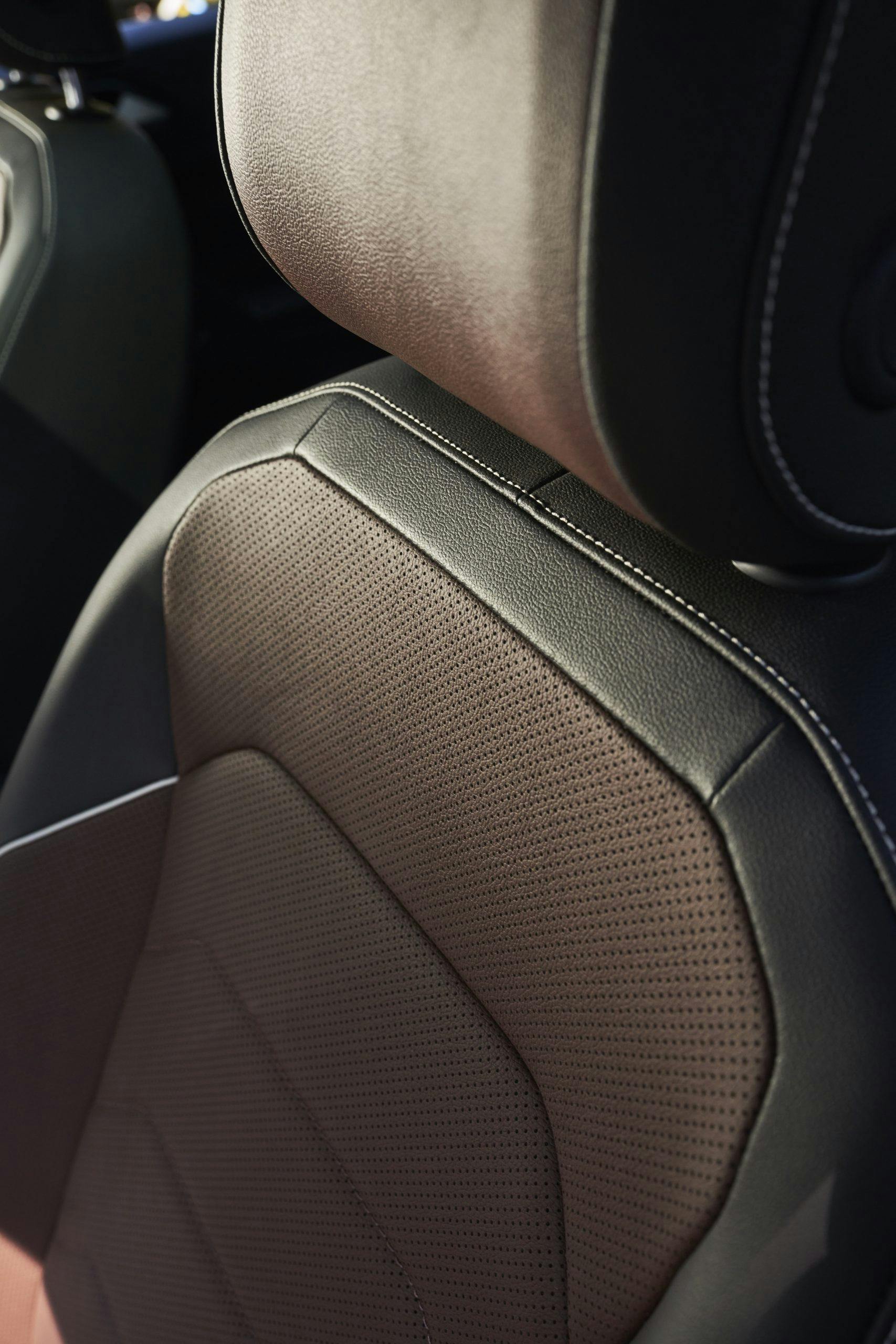 2022 VW Tiguan facelift interior seat leather
