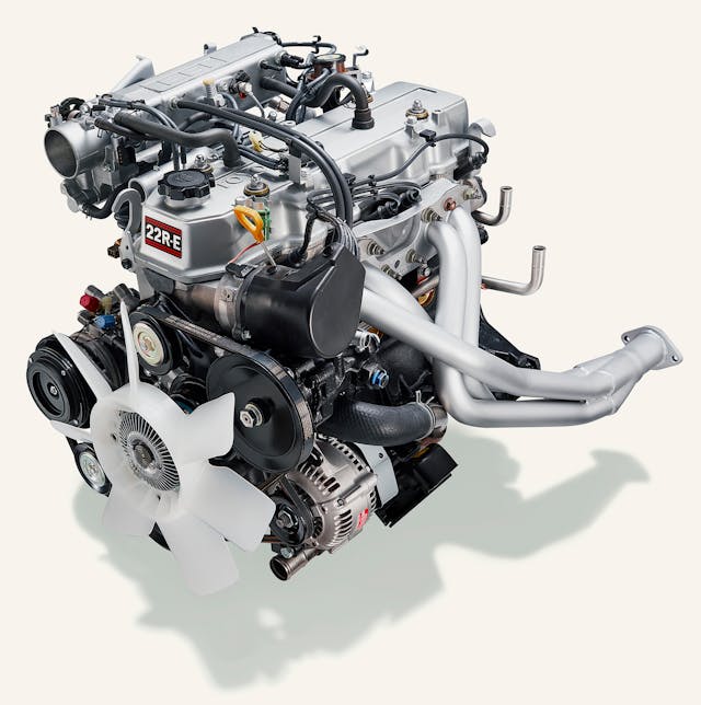 toyota 22R E engine front three-quarter